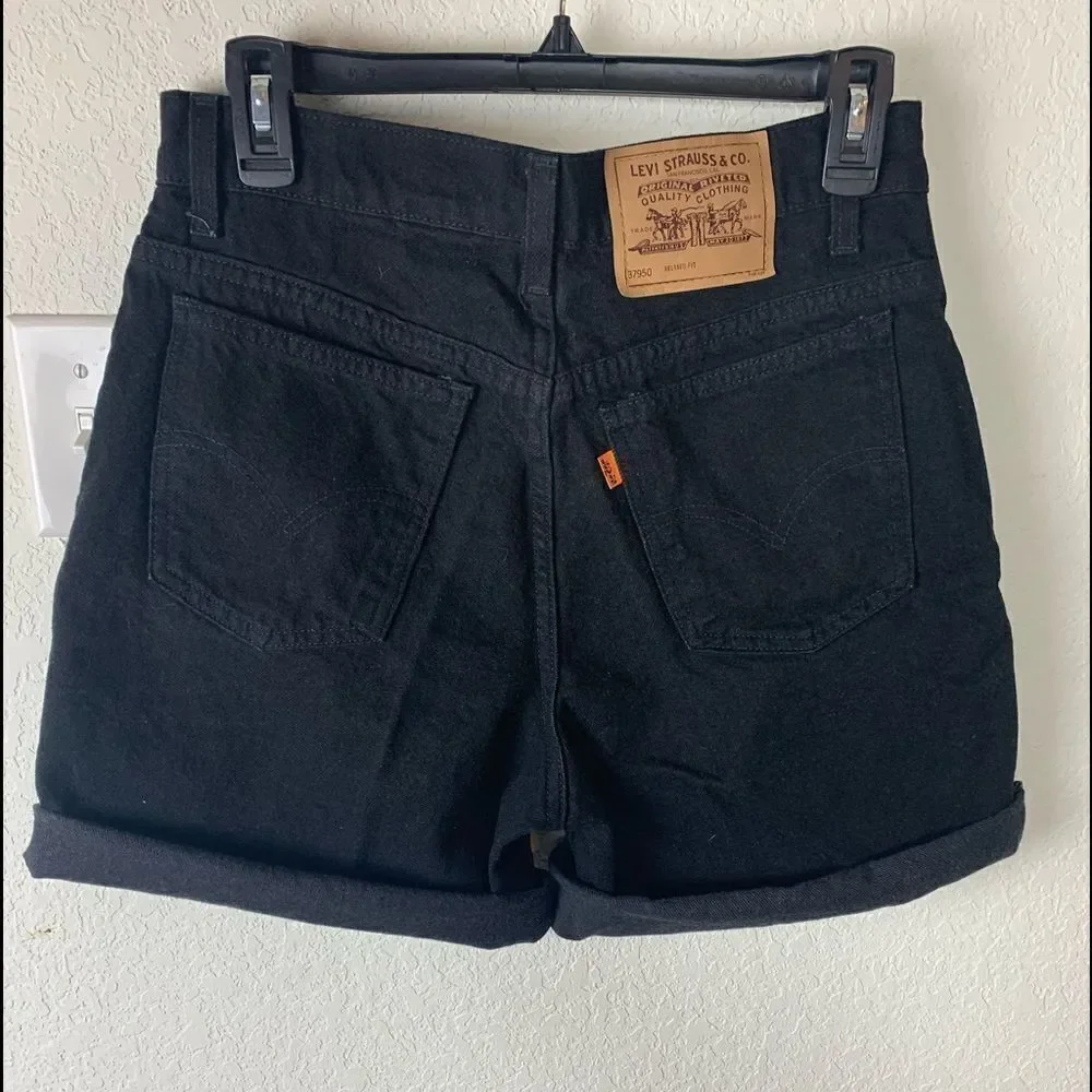 Vintage Levi’s 950 Relaxed Fit High Rise Denim Shorts Orange Tab